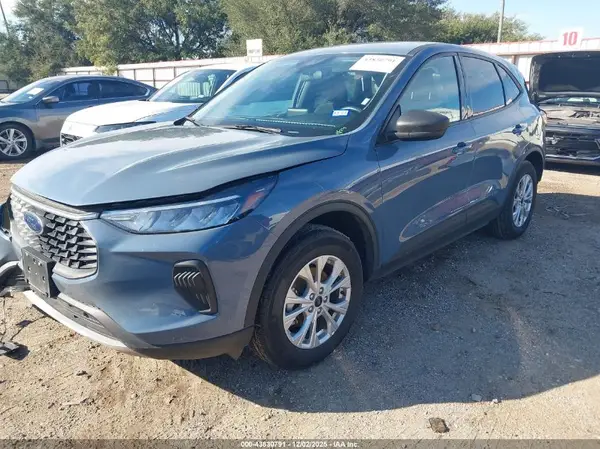 1FMCU0GNXSUB01881 2025 FORD ESCAPE - Image 2