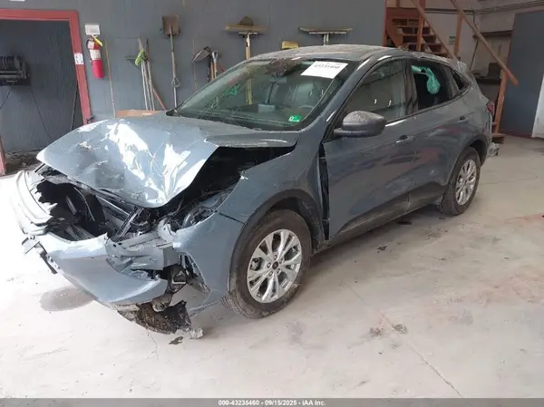 1FMCU0GNXSUB50448 2025 FORD ESCAPE - Image 2