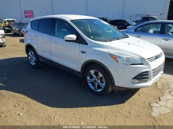 1FMCU0GX0GUB13983 2016 FORD ESCAPE - Image 1