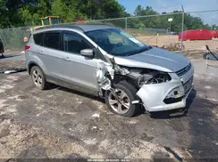 1FMCU0GX0GUB30797 2016 FORD ESCAPE