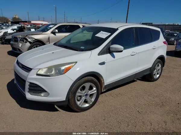 1FMCU0GX0GUB36941 2016 FORD ESCAPE - Image 2