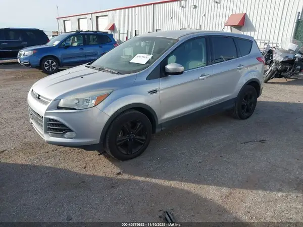 1FMCU0GX0GUC13937 2016 FORD ESCAPE - Image 2