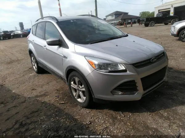 1FMCU0GX0GUC22685 2016 FORD ESCAPE - Image 1