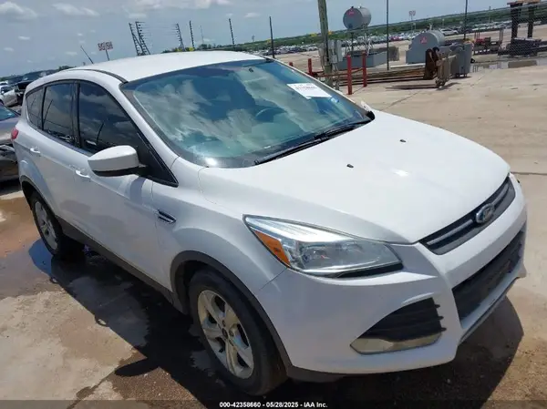 1FMCU0GX0GUC25991 2016 FORD ESCAPE - Image 1