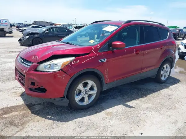 1FMCU0GX1GUA10118 2016 FORD ESCAPE - Image 2