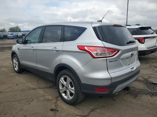 1FMCU0GX1GUB35197 2016 FORD ESCAPE - Image 2