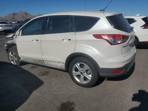 1FMCU0GX1GUB38696 2016 FORD ESCAPE - Image 2