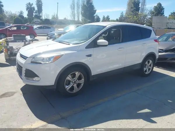 1FMCU0GX1GUB74937 2016 FORD ESCAPE - Image 2