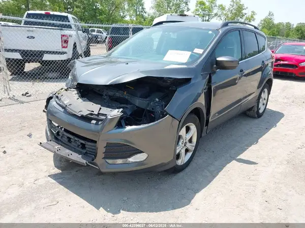 1FMCU0GX1GUB92838 2016 FORD ESCAPE - Image 2