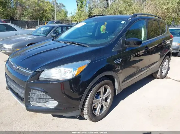 1FMCU0GX1GUC24543 2016 FORD ESCAPE - Image 2