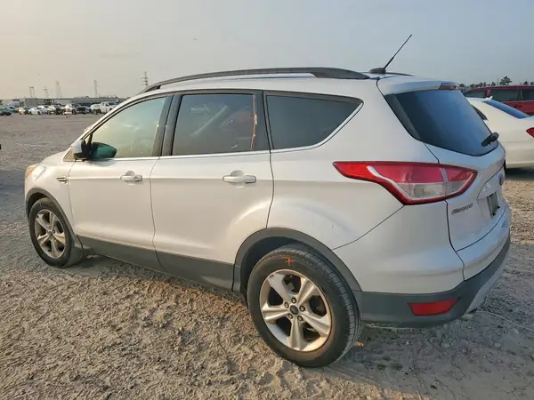 1FMCU0GX2GUA09415 2016 FORD ESCAPE - Image 2