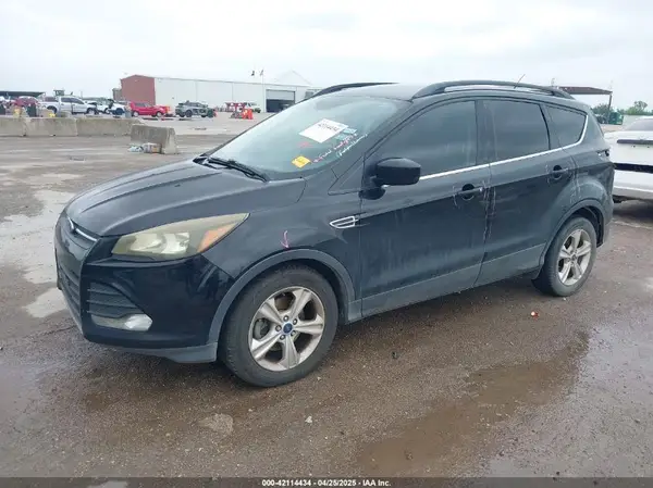 1FMCU0GX2GUA66438 2016 FORD ESCAPE - Image 2