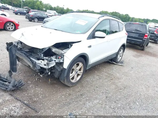 1FMCU0GX2GUB29165 2016 FORD ESCAPE - Image 2
