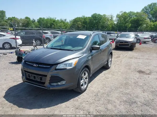 1FMCU0GX2GUB33877 2016 FORD ESCAPE - Image 2