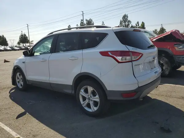 1FMCU0GX2GUB38609 2016 FORD ESCAPE - Image 2