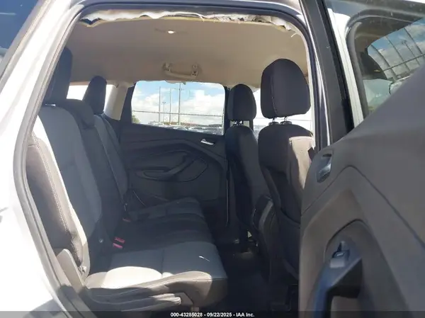 1FMCU0GX2GUC58183 2016 FORD ESCAPE - Image 8