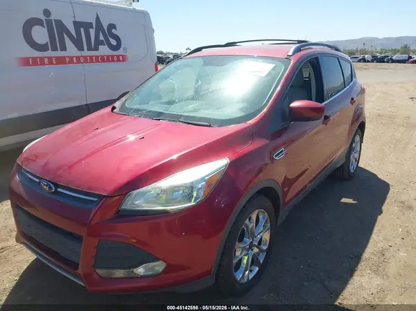 1FMCU0GX3GUB17025 2016 FORD ESCAPE - Image 2