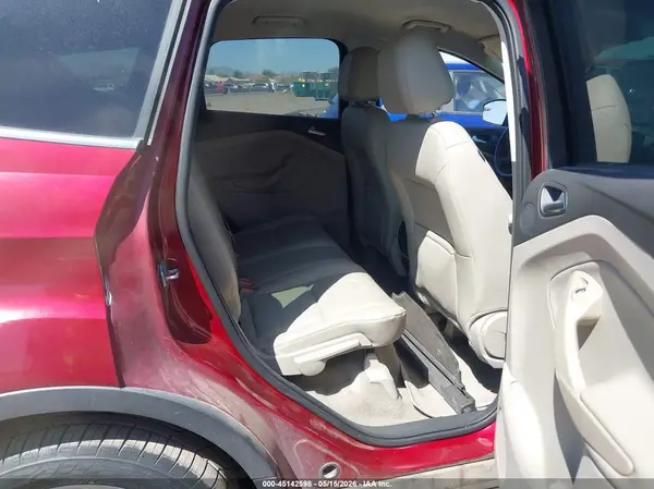 1FMCU0GX3GUB17025 2016 FORD ESCAPE - Image 8
