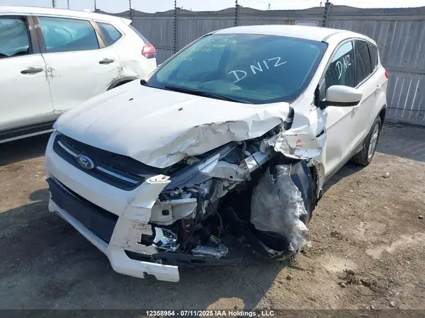 1FMCU0GX3GUB26291 2016 FORD ESCAPE - Image 2