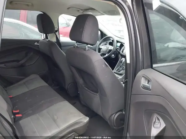 1FMCU0GX3GUB40448 2016 FORD ESCAPE - Image 8