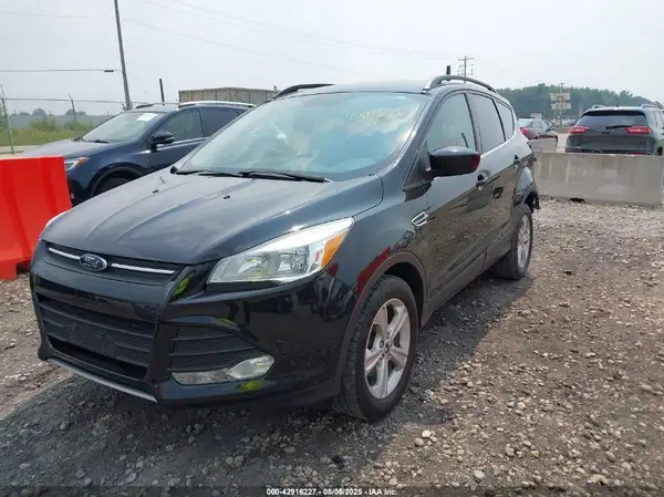 1FMCU0GX3GUC53333 2016 FORD ESCAPE - Image 2