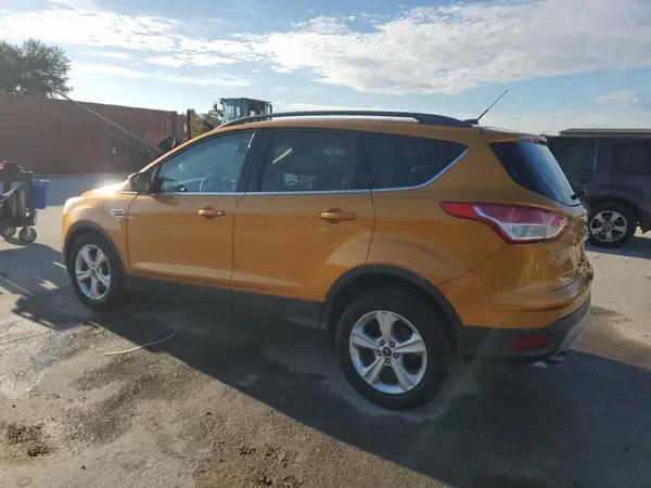 1FMCU0GX4GUA04264 2016 FORD ESCAPE - Image 2