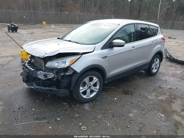 1FMCU0GX4GUA17810 2016 FORD ESCAPE - Image 2