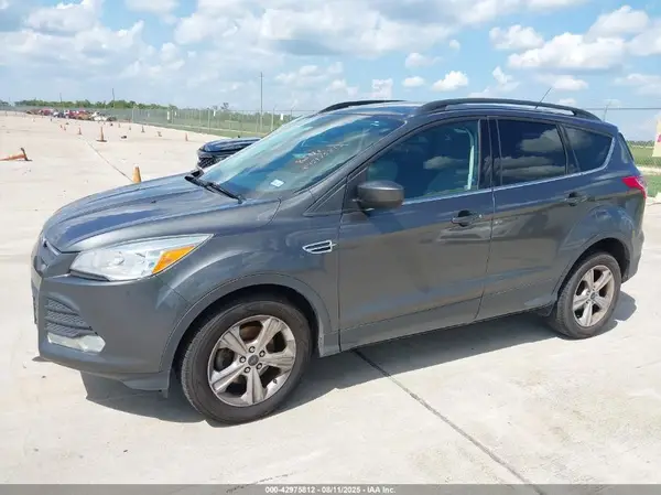 1FMCU0GX4GUA19721 2016 FORD ESCAPE - Image 2