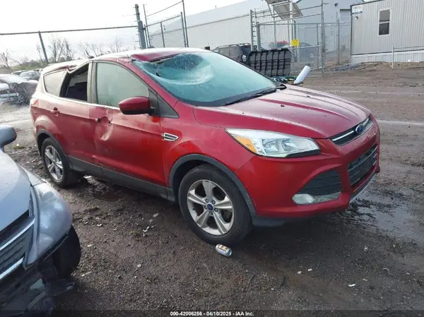 1FMCU0GX4GUA38415 2016 FORD ESCAPE - Image 1