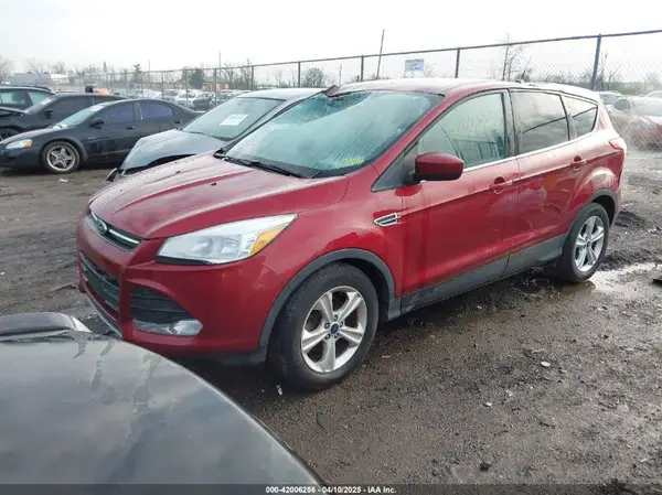 1FMCU0GX4GUA38415 2016 FORD ESCAPE - Image 2