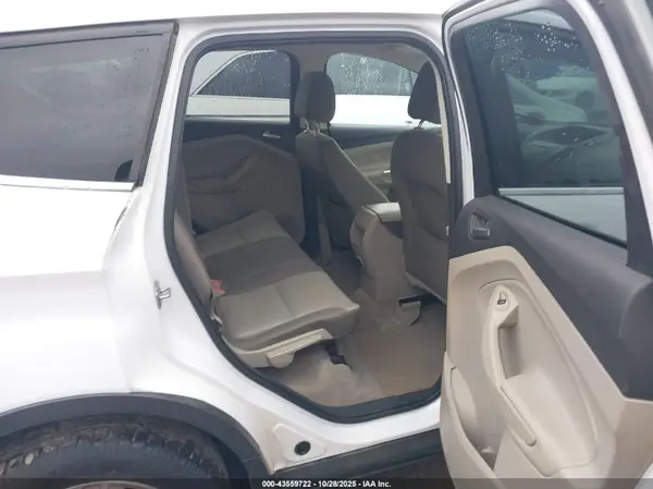 1FMCU0GX4GUB06938 2016 FORD ESCAPE - Image 8