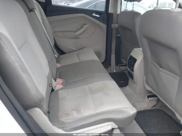 1FMCU0GX4GUB30818 2016 FORD ESCAPE - Image 8
