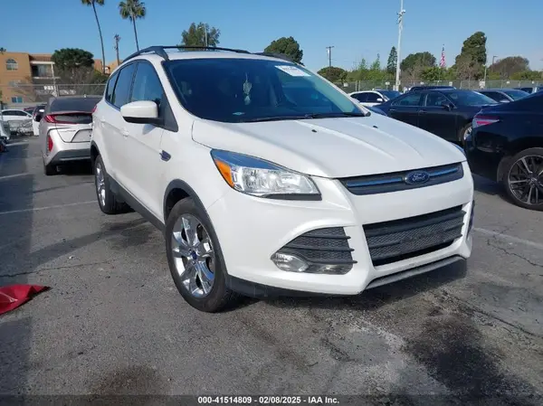1FMCU0GX4GUB99315 2016 FORD ESCAPE - Image 1