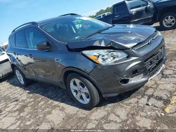 1FMCU0GX4GUC72778 2016 FORD ESCAPE - Image 1