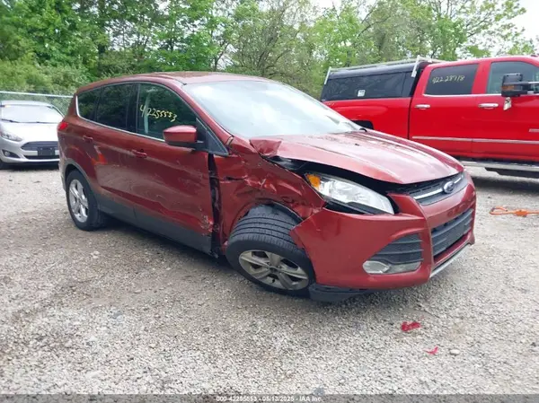 1FMCU0GX5GUA63971 2016 FORD ESCAPE - Image 1