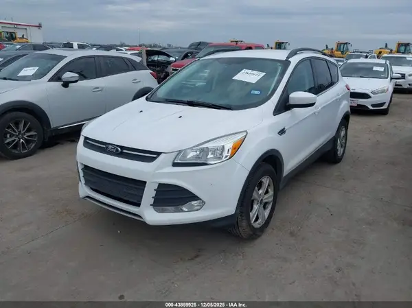1FMCU0GX5GUA96503 2016 FORD ESCAPE - Image 2