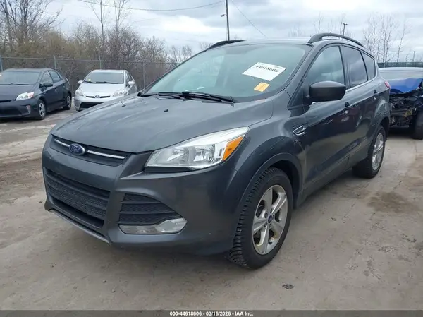1FMCU0GX5GUB22498 2016 FORD ESCAPE - Image 2