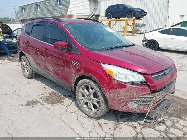 1FMCU0GX5GUB56876 2016 FORD ESCAPE - Image 1