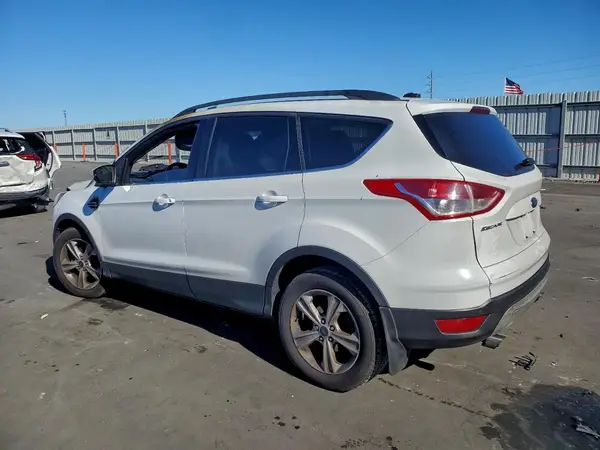 1FMCU0GX5GUB79848 2016 FORD ESCAPE - Image 2