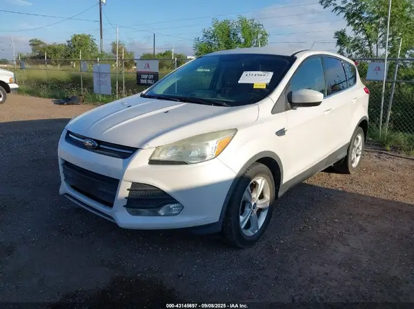 1FMCU0GX5GUB97038 2016 FORD ESCAPE - Image 2