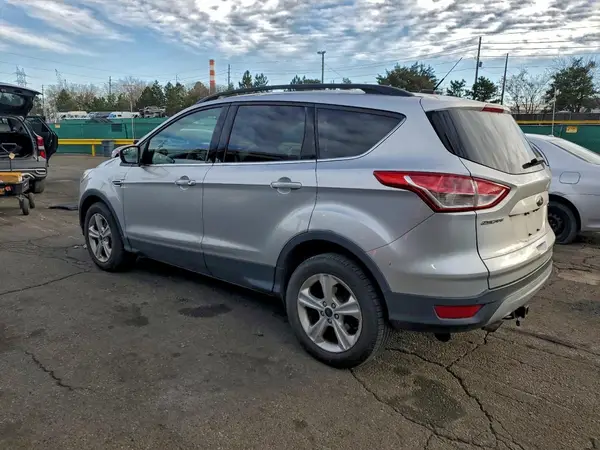 1FMCU0GX5GUC33701 2016 FORD ESCAPE - Image 2