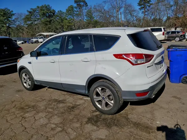 1FMCU0GX5GUC50322 2016 FORD ESCAPE - Image 2