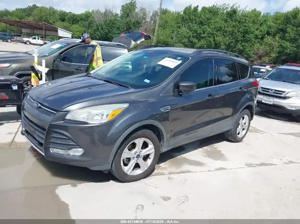 1FMCU0GX6GUA09238 2016 FORD ESCAPE - Image 2