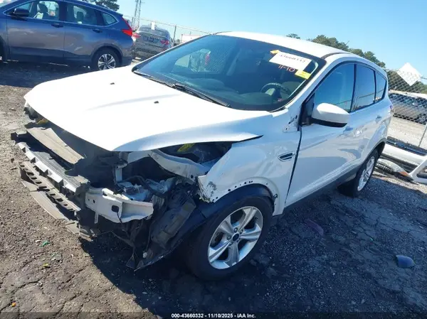1FMCU0GX6GUA17680 2016 FORD ESCAPE - Image 2