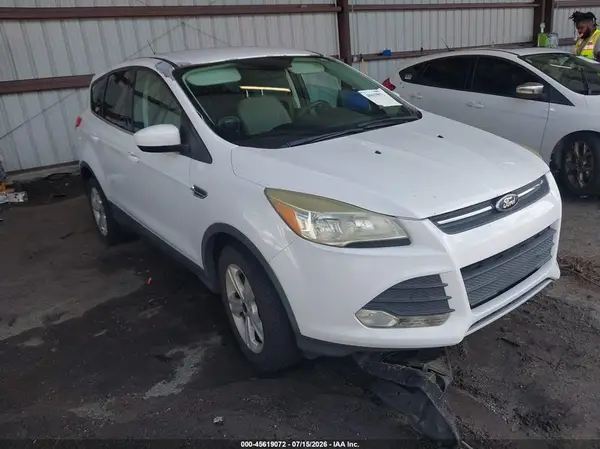 1FMCU0GX6GUA17985 2016 FORD ESCAPE - Image 1