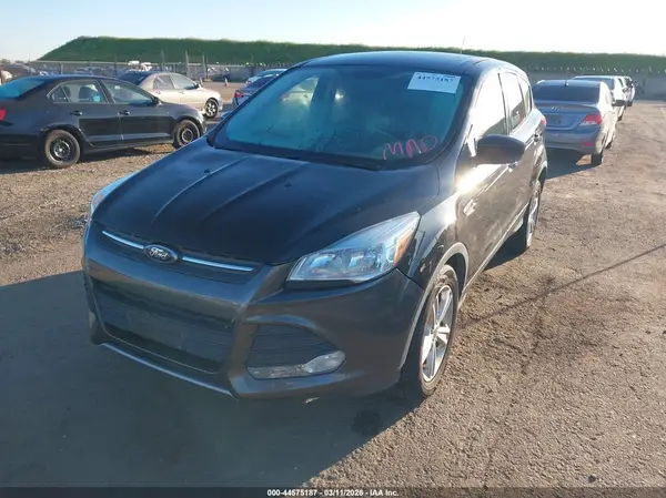 1FMCU0GX6GUA45902 2016 FORD ESCAPE - Image 2