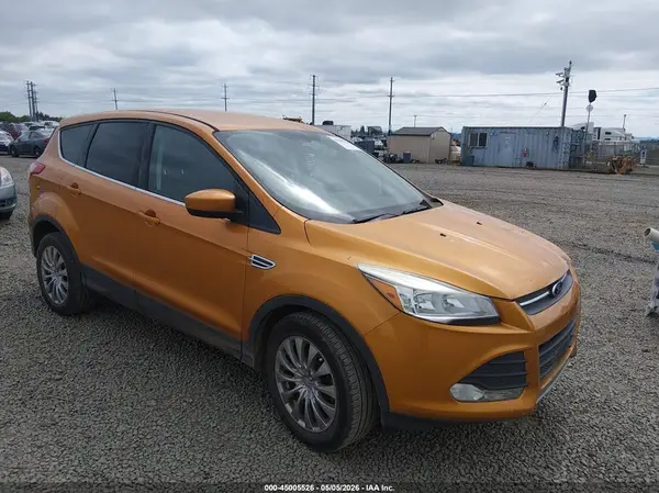 1FMCU0GX6GUB16483 2016 FORD ESCAPE - Image 1