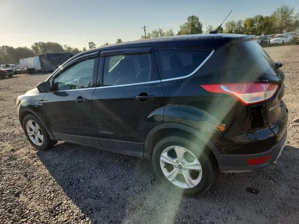 1FMCU0GX6GUB75615 2016 FORD ESCAPE - Image 2
