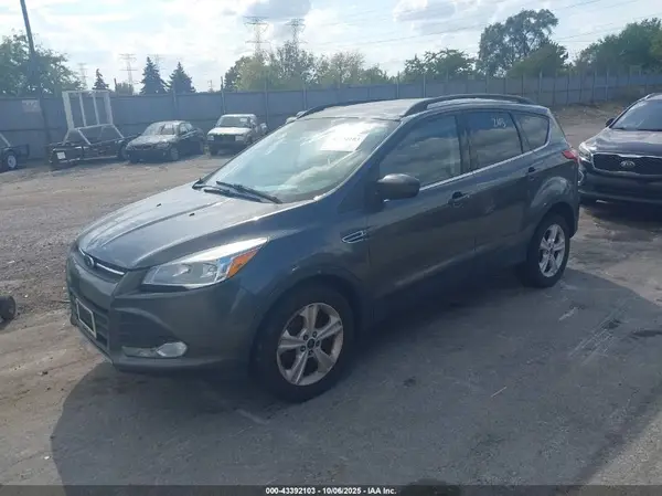 1FMCU0GX6GUB91359 2016 FORD ESCAPE - Image 2