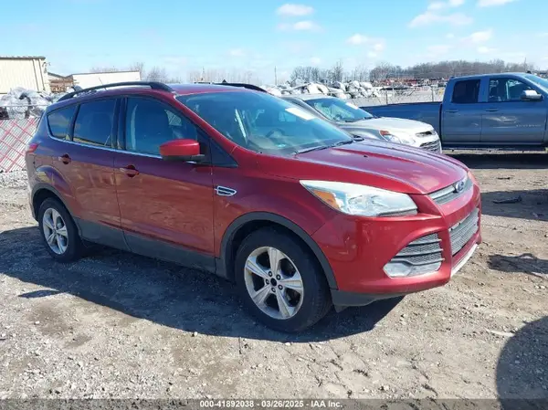 1FMCU0GX6GUC08824 2016 FORD ESCAPE - Image 1